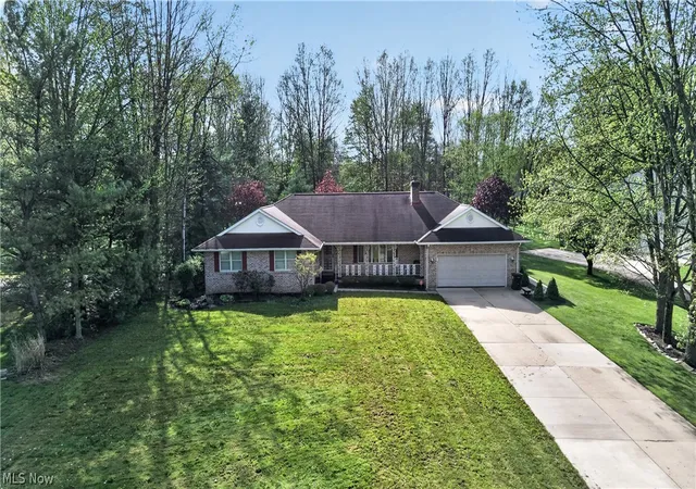 2nd image of 5144 Old Colony Rd Nw, Warren, OH 44481 | MLS# 5204783