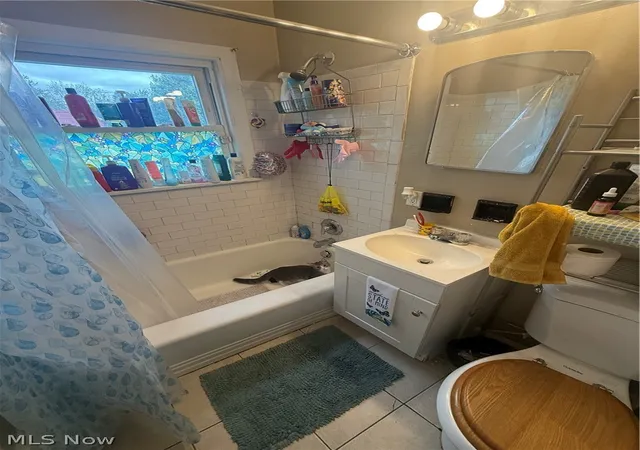 Photo 4 of Single family home for sale at 1055 Frederick Blvd, Akron, OH 44320 | MLS# 5204644 | Listing updated on 2026-07-19