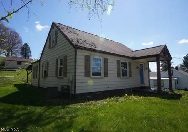 1st image of 7750 Waynesburg Dr Se, Waynesburg, OH 44688 | MLS# 5204641