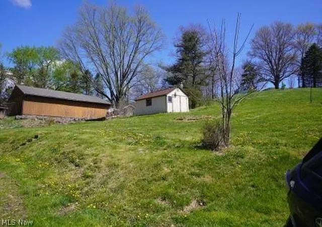 Photo 3 of Sale Pending at 7750 Waynesburg Dr Se, Waynesburg, OH 44688 | MLS# 5204641 | Listing updated on 2026-07-09