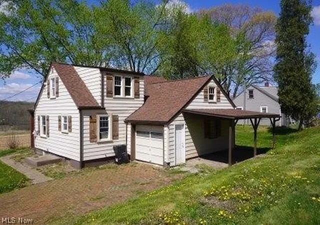 Photo 3 of Sale Pending at 7750 Waynesburg Dr SE, Waynesburg, OH 44688 | MLS# 5204641 | Listing updated on 2026-07-09
