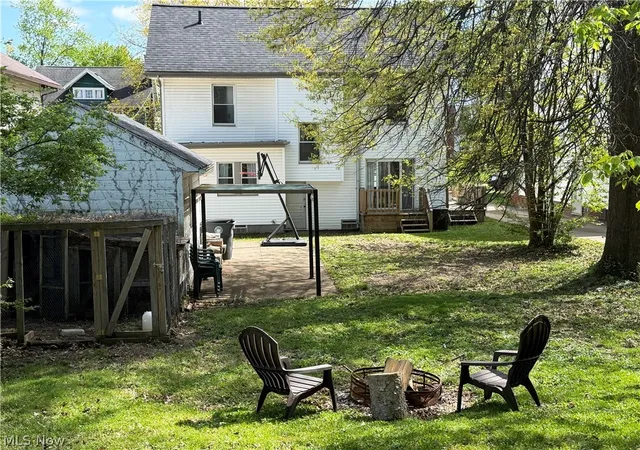 4th image of 955 Amelia Ave, Akron, OH 44302 | MLS# 5204890