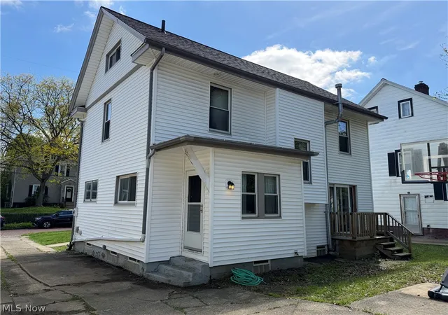 5th image of 955 Amelia Ave, Akron, OH 44302 | MLS# 5204890
