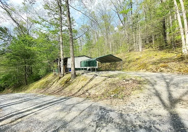 2nd image of 14766 Elk River Rd, Duck, WV 25063 | MLS# 5204887