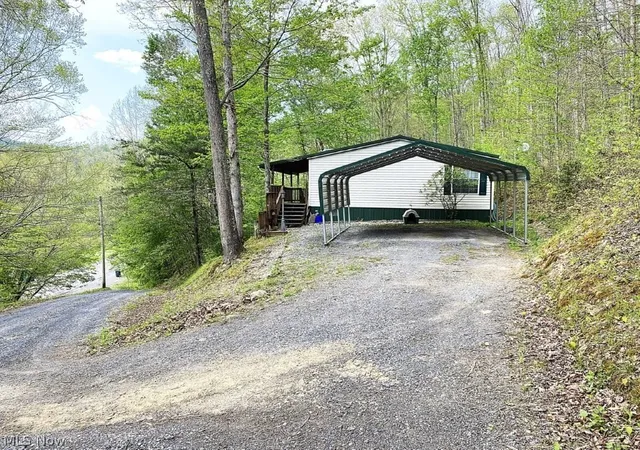 3rd image of 14766 Elk River Rd, Duck, WV 25063 | MLS# 5204887