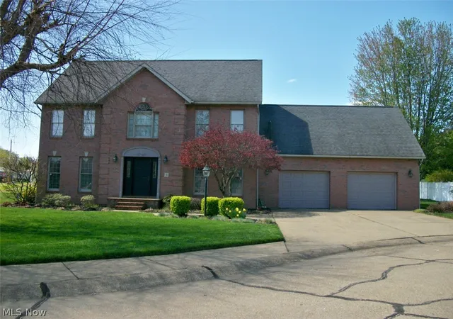 1st image of 5 Sawgrass Cir, Belpre, OH 45714 | MLS# 5204958