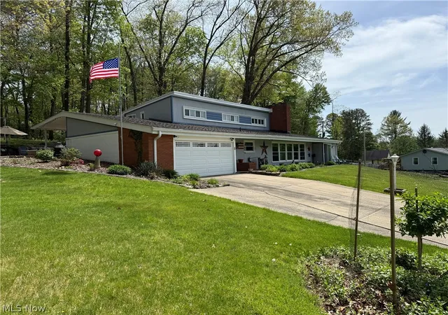 Homes for sale in Zanesville, OH | 3220 Nob Hill Rd, Zanesville, OH 43701 | MLS# 5204611