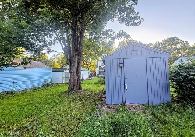 5th image of 1054 Merton Ave, Akron, OH 44306 | MLS# 5205093