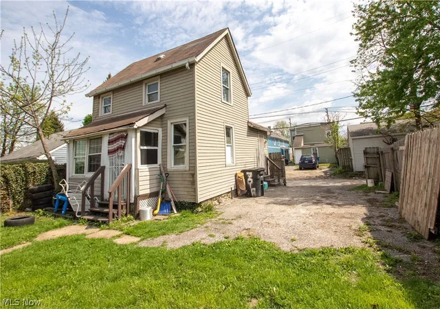 Homes for sale in Cleveland, OH | 7017 Colgate Ave Front, 7015 Colgate Rear Ave, Cleveland, OH 44102 | MLS# 5205049