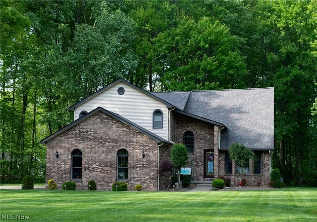 1st image of 4505 Quaker Ct, Canfield, OH 44406 | MLS# 5205029