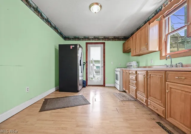 Homes for sale in Alliance, OH | 421 S Park Ave, Alliance, OH 44601 | MLS# 5205312