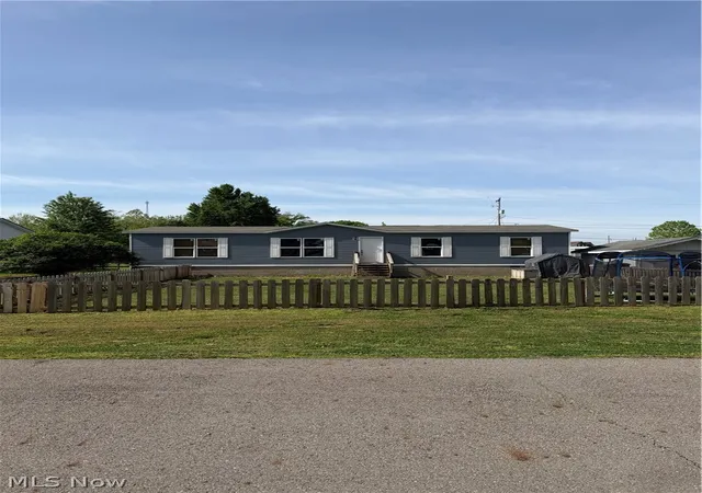 Photo 1 of Sale Pending at OH | 1048 Jackson St,OH 45673 | MLS# 5205373 | Listing updated on 2026-08-26