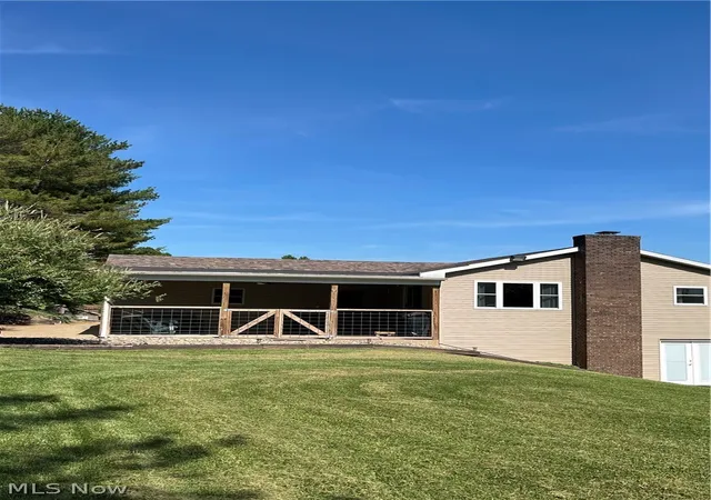 Homes for sale in Marietta, OH | 165 Wynnwood Dr, Marietta, OH 45750 | MLS# 5205274