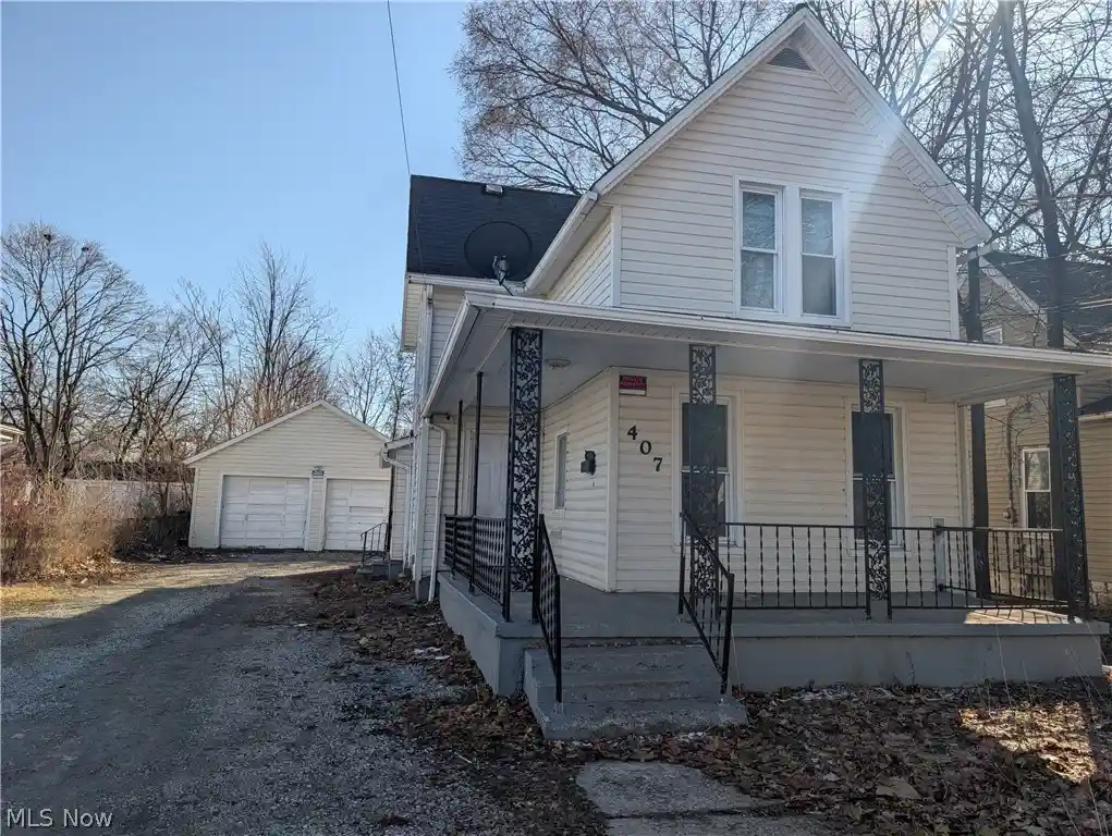 Multi family home for sale at 407 W 22nd Street, Lorain, OH 44052 | MLS# 5205297