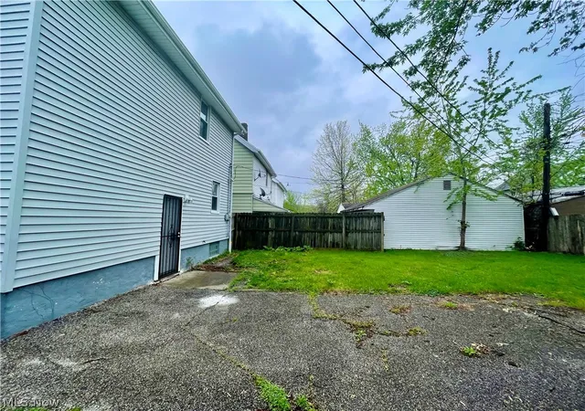 Homes for sale in Cleveland, OH | 976 Rondel Rd, Cleveland, OH 44110 | MLS# 5204910