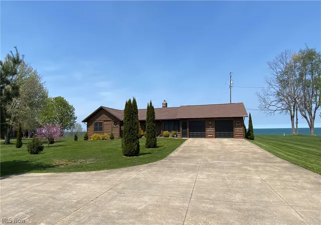 1st image of 1104 Lake Rd, Conneaut, OH 44030 | MLS# 5205011