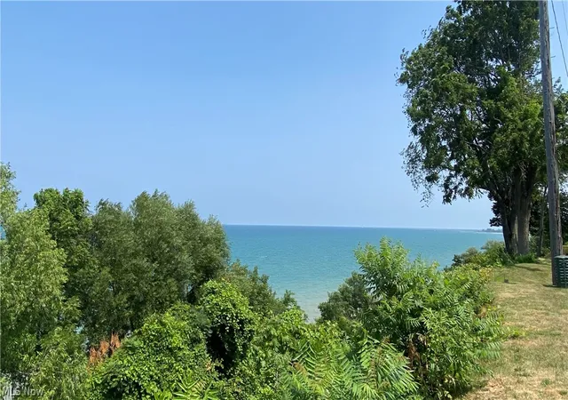 4th image of 1104 Lake Rd, Conneaut, OH 44030 | MLS# 5205011