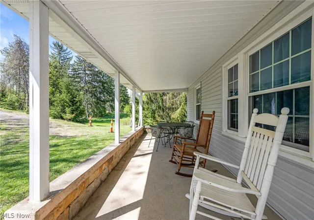 4th image of 32601 Eddy Rd, Willoughby Hills, OH 44094 | MLS# 5204242