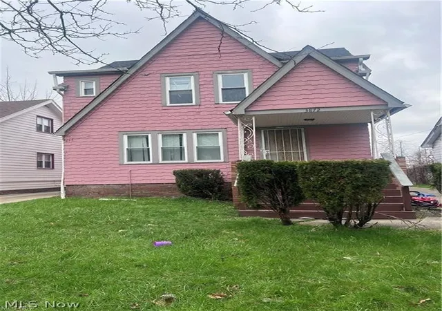 Homes for sale in Cleveland, OH | 3872 E 154th St, Cleveland, OH 44128 | MLS# 5205652