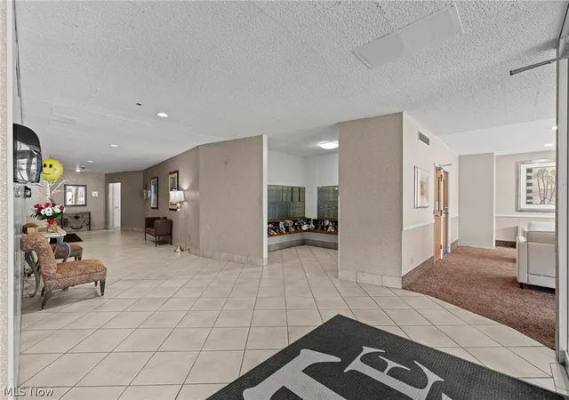 image of 12520 Edgewater Dr #1009, Lakewood, OH 44107 | MLS# 5205142