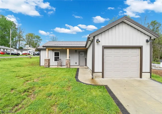 Photo 1 of Single family home for sale at 358 Davidson St, Mansfield, OH 44907 | MLS# 5205524 | Listing updated on 2026-08-21
