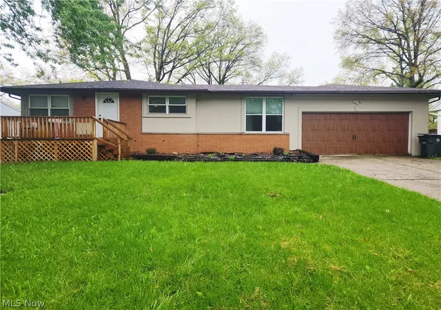 1st image of 7597 Venice Heights Dr Ne, Warren, OH 44484 | MLS# 5205785