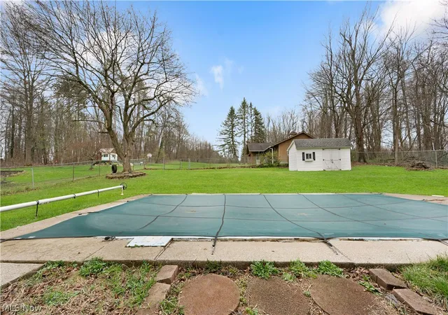 Homes for sale in North Canton, OH | 2862 Byron Dr, North Canton, OH 44720 | MLS# 5202726
