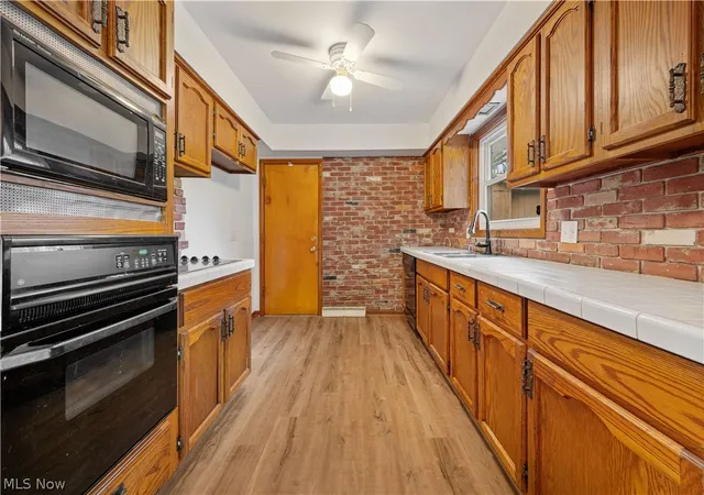 Homes for sale in North Canton, OH | 2862 Byron Dr, North Canton, OH 44720 | MLS# 5202726