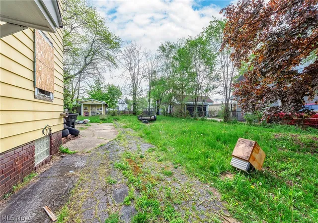 Homes for sale in Cleveland, OH | 3315 W 58Th St, Cleveland, OH 44102 | MLS# 5205480