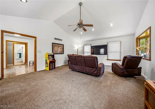 3rd image of 109 Cornelia Dr, Chardon, OH 44024 | MLS# 5198024