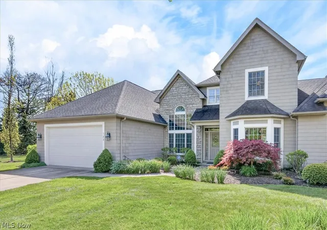 1st image of 122 Haskell Dr, Cleveland, OH 44108 | MLS# 5205511
