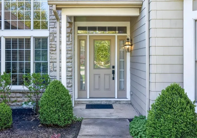3rd image of 122 Haskell Dr, Cleveland, OH 44108 | MLS# 5205511