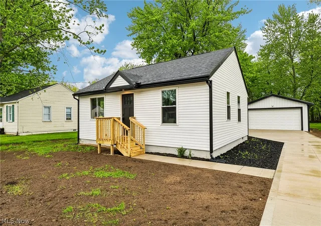 1st image of 38849 Adkins Rd, Willoughby, OH 44094 | MLS# 5205637
