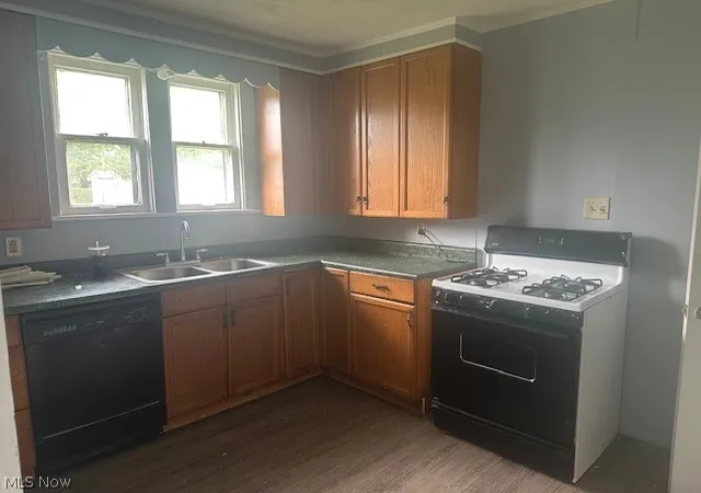 4th image of 734 Cambridge Ave, Youngstown, OH 44502 | MLS# 5206136
