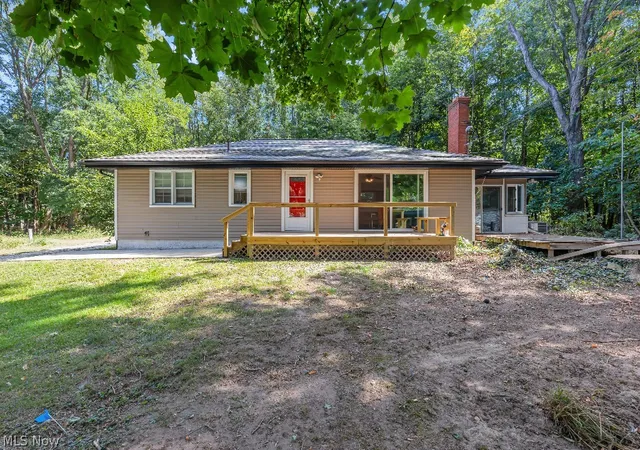 1st image of 7185 Maple St, Mentor, OH 44060 | MLS# 5206170