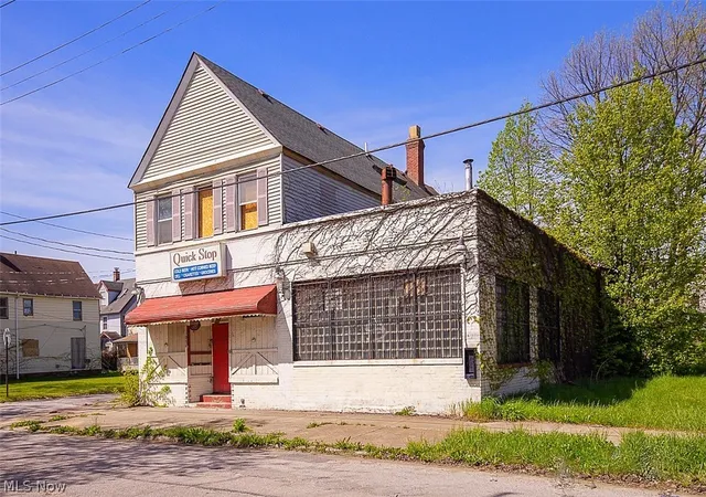 Homes for sale in Cleveland, OH | 1054 E 71st St, Cleveland, OH 44103 | MLS# 5206146