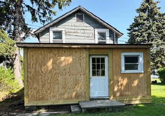 Photo 2 of Sale Pending at 58 Auburn Ave, Shelby, OH 44875 | MLS# 5206160 | Listing updated on 2026-07-23