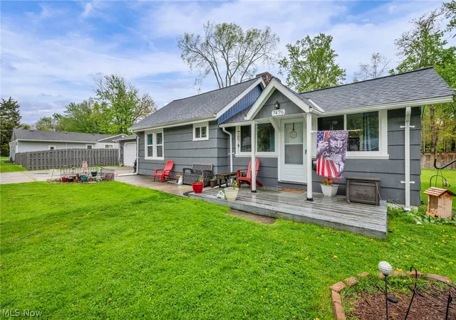 Homes for sale in Mentor On The Lake, OH | 7476 Pinehurst Dr, Mentor On The Lake, OH 44060 | MLS# 5206186