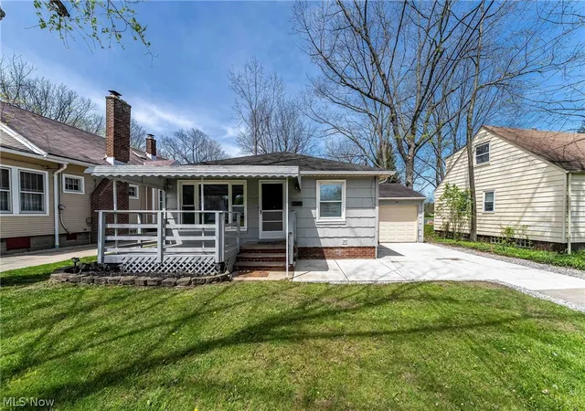 Photo 1 of Single family home for sale at 575 W Glendale St, Bedford, OH 44146 | MLS# 5206244 | Listing updated on 2026-06-16