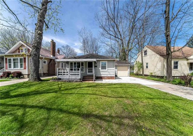 Photo 4 of Single family home for sale at 575 W Glendale St, Bedford, OH 44146 | MLS# 5206244 | Listing updated on 2026-06-16