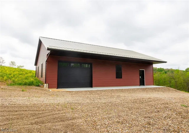 Homes for sale in Fresno, OH | 53320 County Road 425, Fresno, OH 43824 | MLS# 5205953