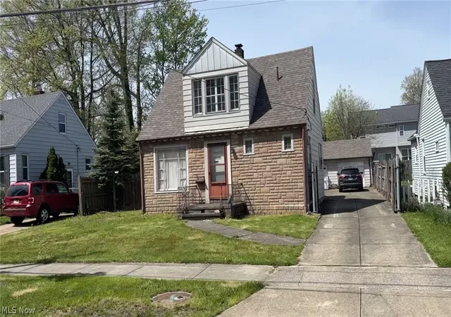 Homes for sale in Brooklyn Heights, OH | 5132 W 6th St, Brooklyn Heights, OH 44131 | MLS# 5205231
