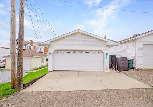 Homes for sale in Dover, OH | 110 E Iron Ave, Dover, OH 44622 | MLS# 5206284