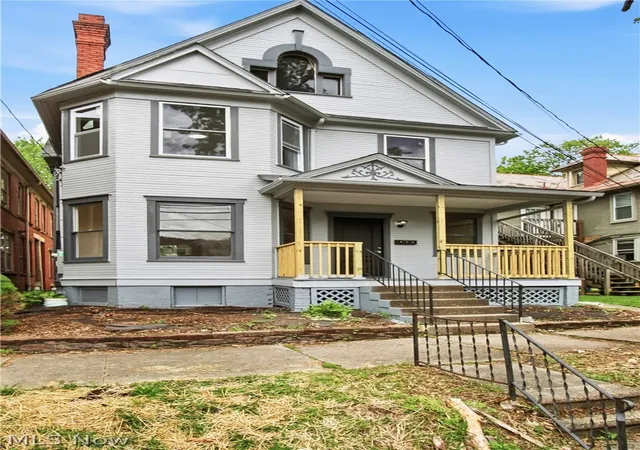Homes for sale in Marietta, OH | 213 E Montgomery St, Marietta, OH 45750 | MLS# 5206240