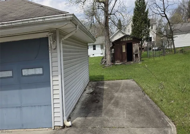 3rd image of 105 Mapledale Ave, Bedford, OH 44146 | MLS# 5206335