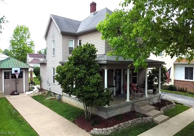 2nd image of 817 Walnut St, Caldwell, OH 43724 | MLS# 5204817