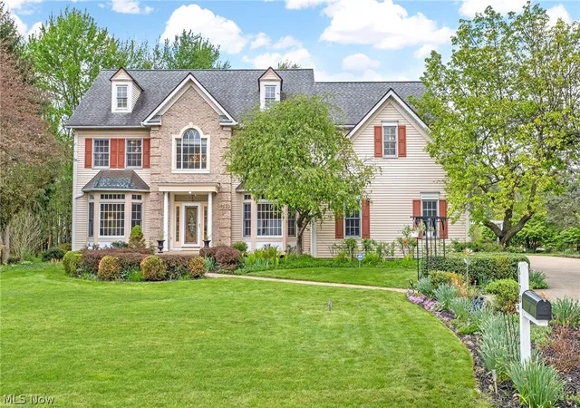 1st image of 6170 Nicholson Dr, Hudson, OH 44236 | MLS# 5205620