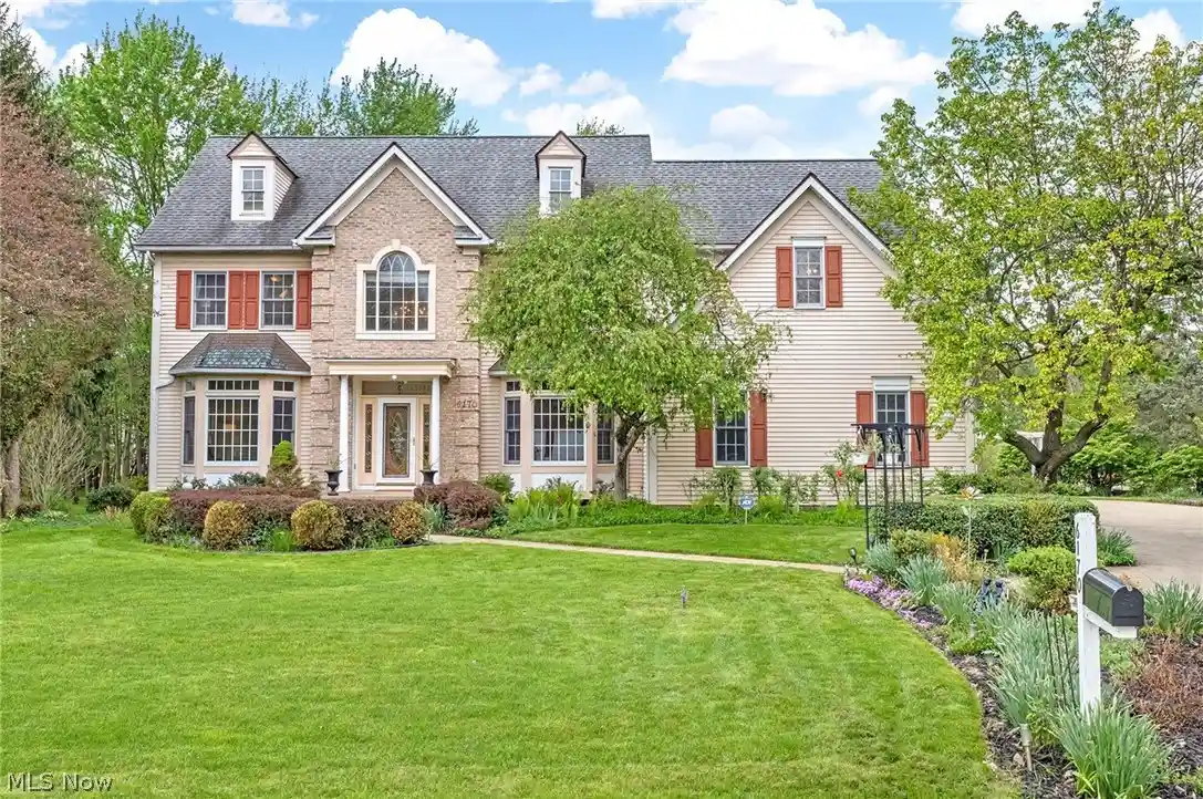 Photo 1 of Single family home for sale at 6170 Nicholson Dr, Hudson, OH 44236 | MLS# 5205620 | Listing updated on 2026-10-12