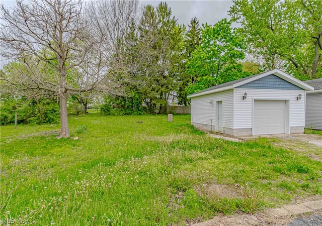 Photo 25 of Single family home for sale at 389 High St, Wadsworth, OH 44281 | MLS# 5205286 | Listing updated on 2026-08-20