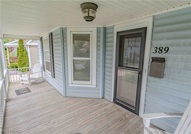 Photo 3 of Single family home for sale at 389 High St, Wadsworth, OH 44281 | MLS# 5205286 | Listing updated on 2026-08-20